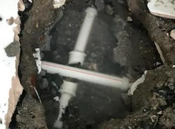 广丰阳台漏水维修公司为您分享楼上楼下漏水怎么处理