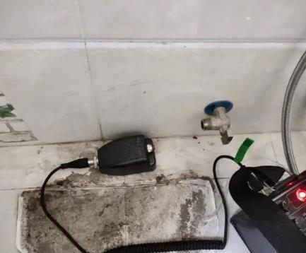 广丰屋顶漏水维修公司分享下卫生间漏水的危害及解决方法